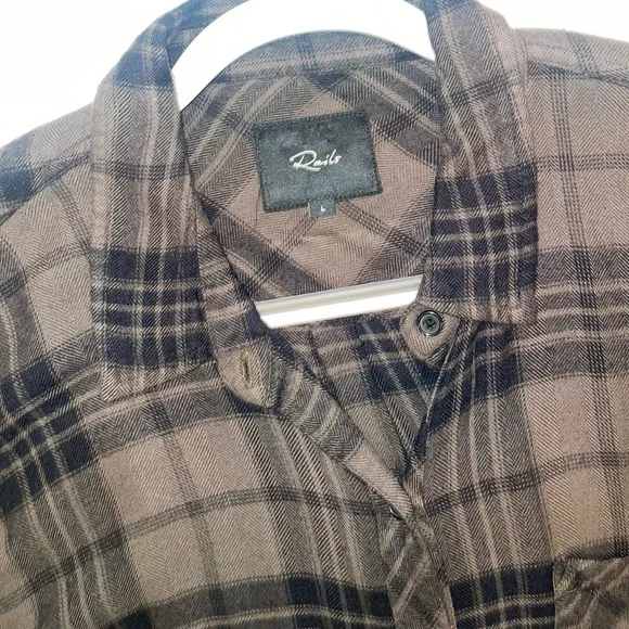 Rails plaid button down in Hunter style - Picture 3 of 6